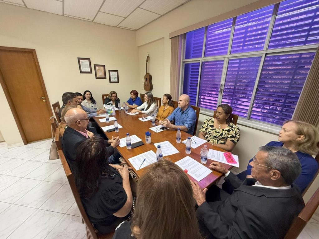 Sefaz-Reuniao-equipe-de-coordenacao-Premio-Estadual-de-Educacao-Fiscal-foto-divulgacao-1024×768-1